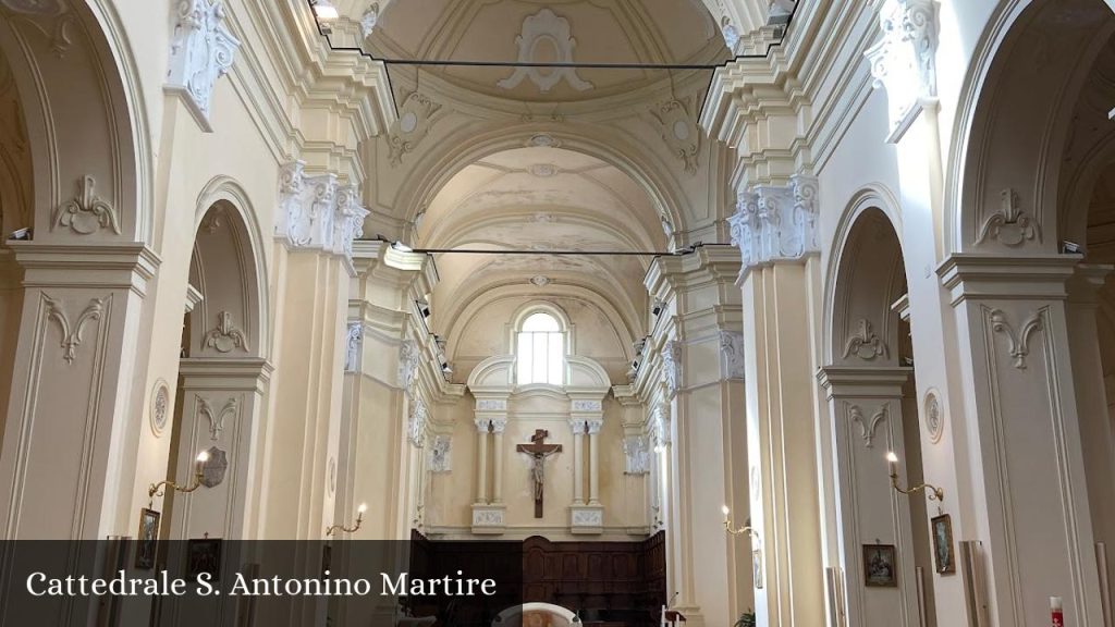 Cattedrale S. Antonino Martire - Sant'Angelo dei Lombardi (Campania)