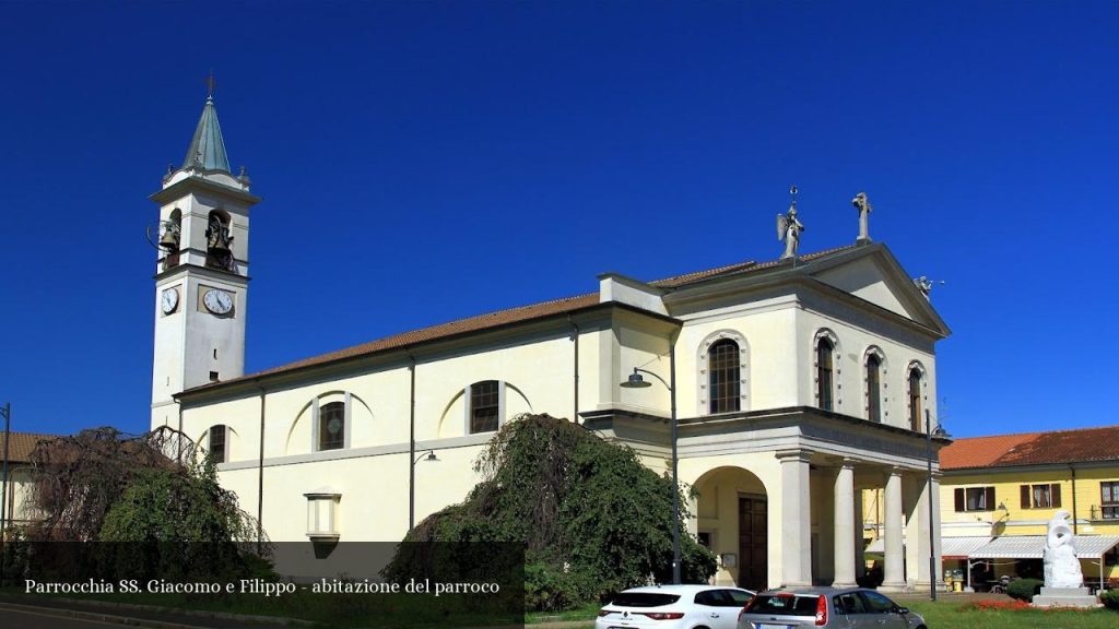 Parrocchia SS. Giacomo e Filippo - abitazione del parroco - Cornaredo (Lombardia)